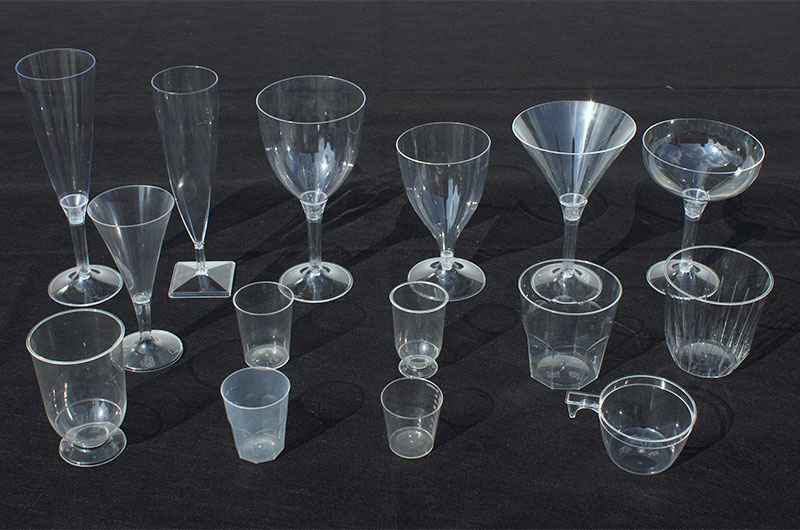 varietà di bicchieri di varie forme